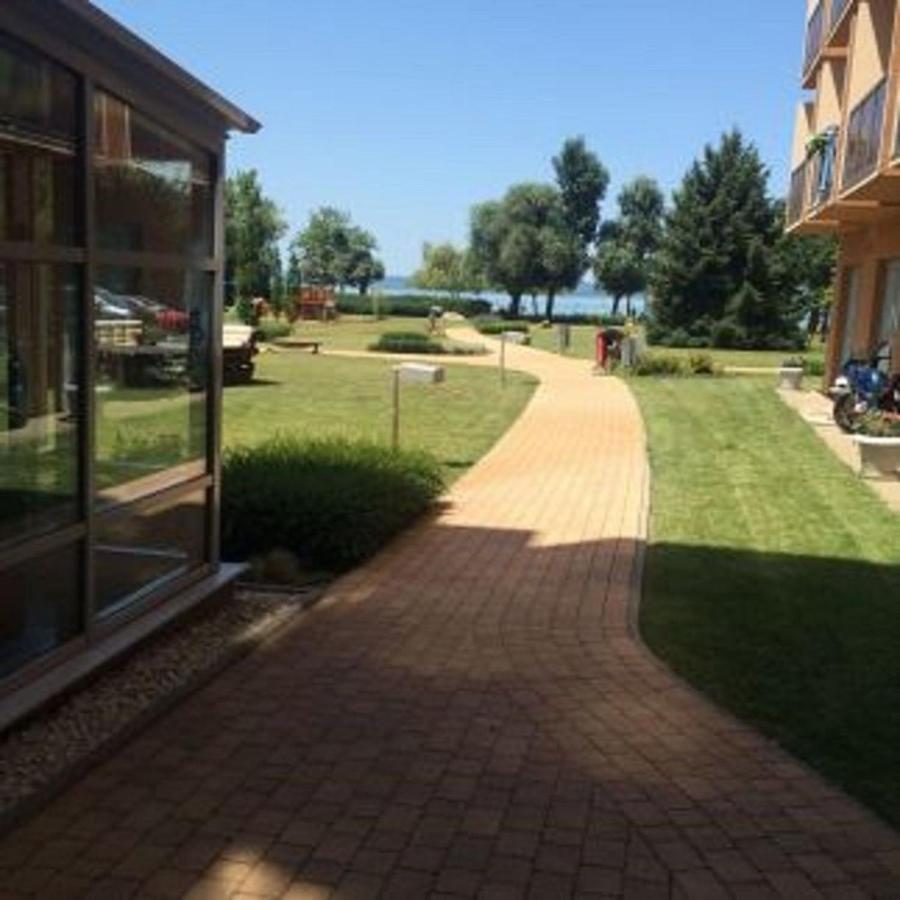 Sunrise Apartman Siofok Luaran gambar