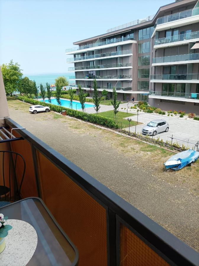 Sunrise Apartman Siofok Luaran gambar